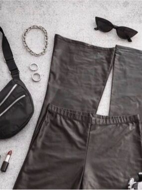 Black Faux Leather Pants — Smooth Finish wide legs size Large/XL NWOT